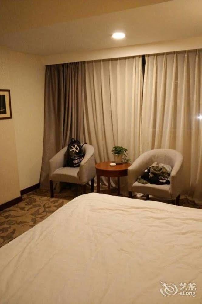 Shenyang Airport Hotel Екстериор снимка