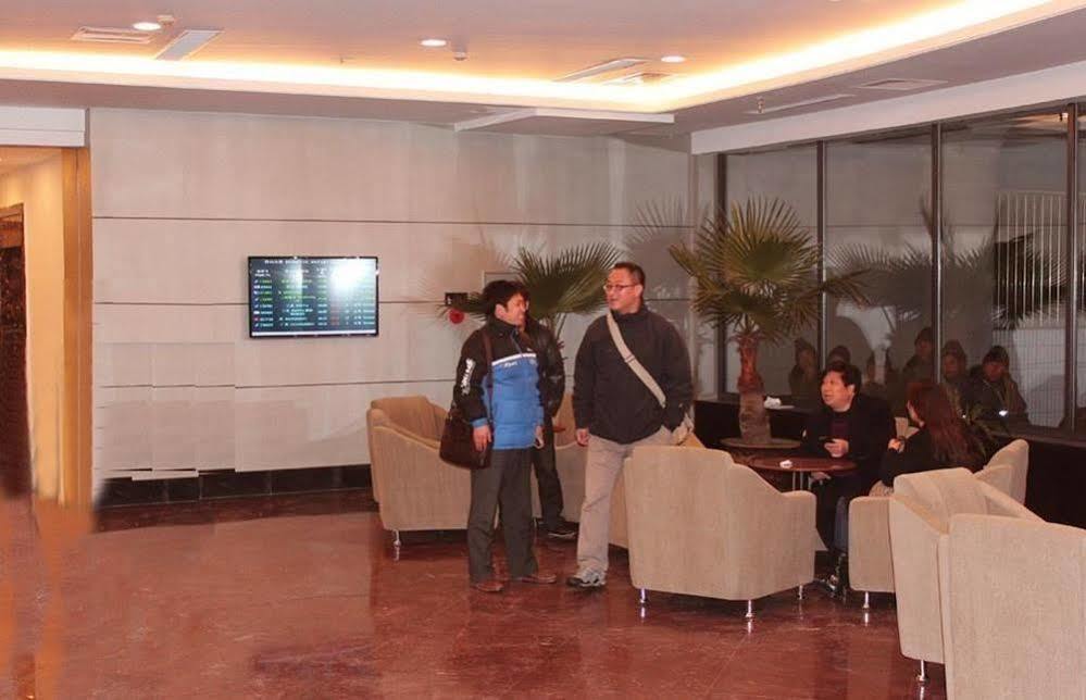 Shenyang Airport Hotel Екстериор снимка
